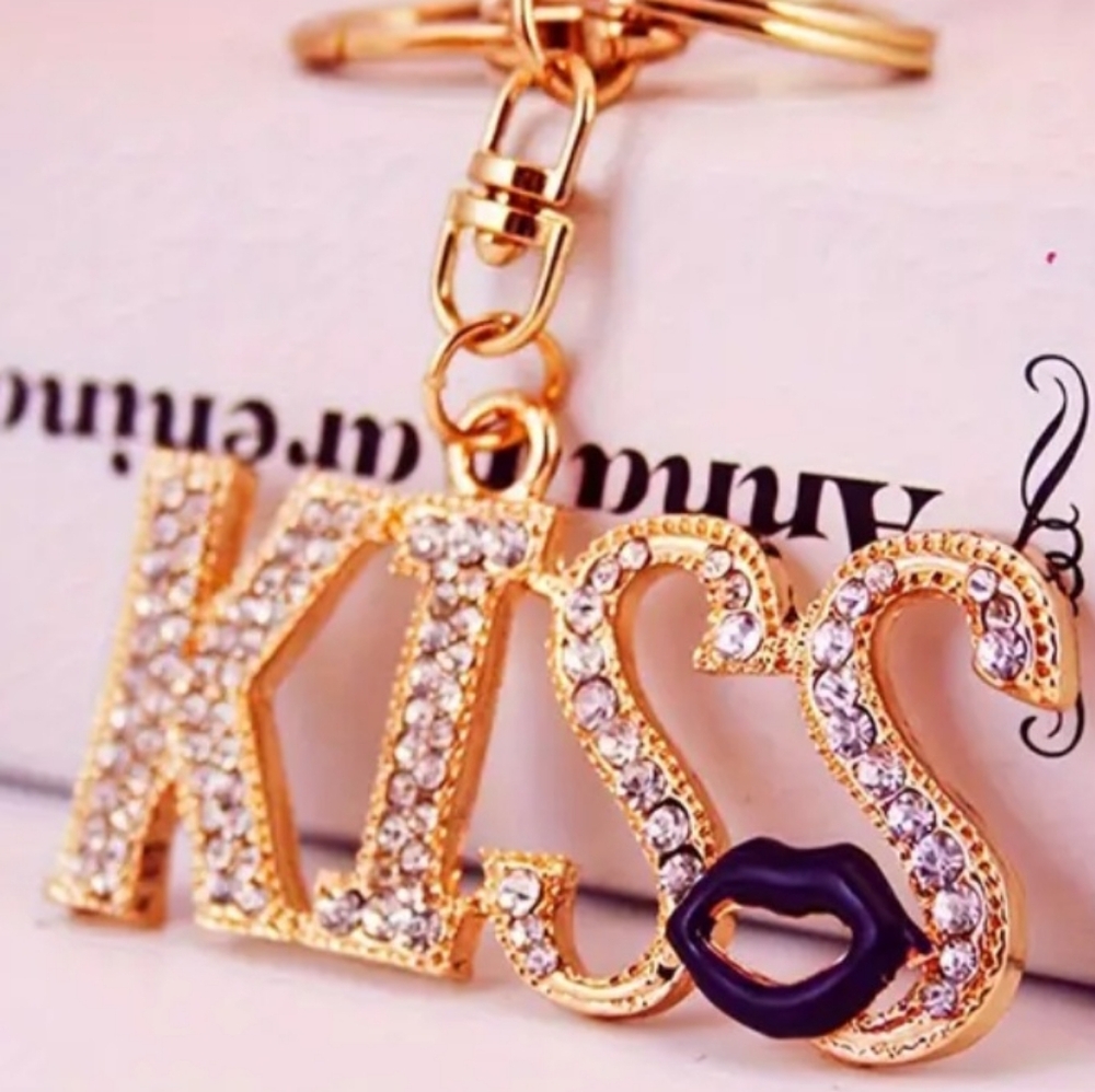 Rhinestone Kiss Lips - Picture 3 of 4